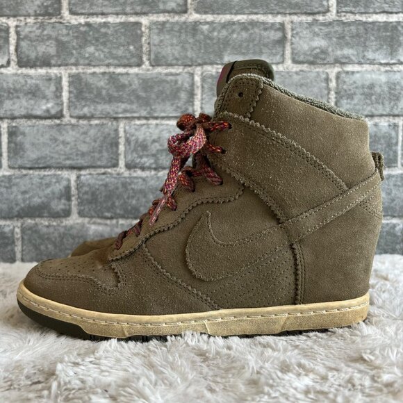 Nike Dunk Sky Hi Essential Desert Camo Sneakers Size 8.5 - Picture 2 of 8